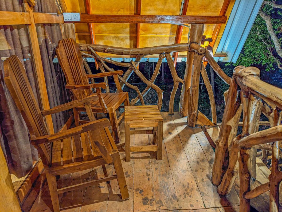 Wooden Cabana סיגירייה מראה חיצוני תמונה